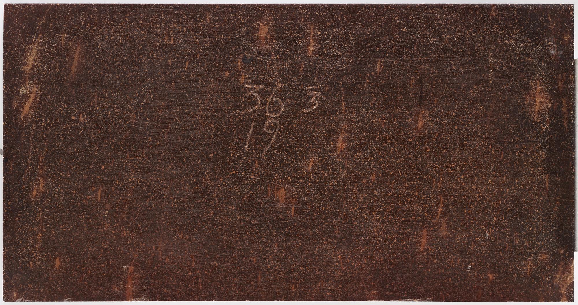 A porhyry stone top from Älvdalens porfyrverk, early 19th century.