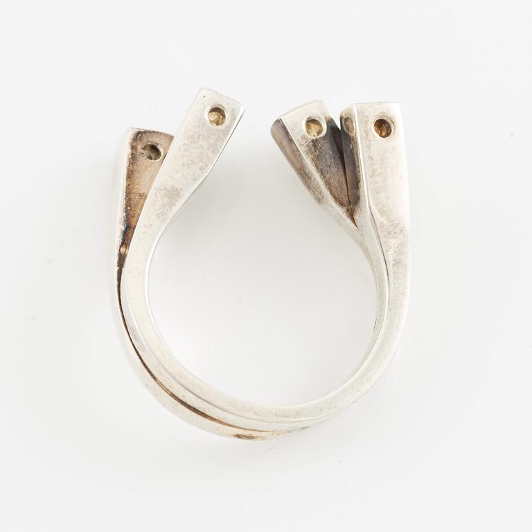 Jan-Christer Lundqvist, ring, sterling silver with white stones, Skövde 1981.
