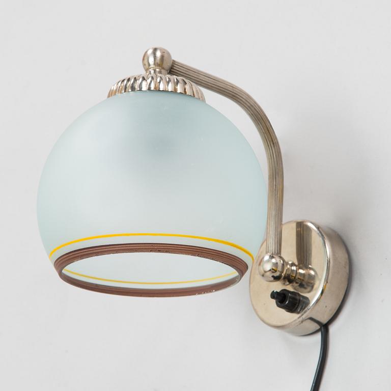 Paavo Tynell, a model 7101 wall lamp from 1930/40s for Taito Finland.