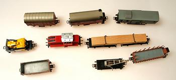 VAGNAR samt LOK, 9 st, Märklin, H0.