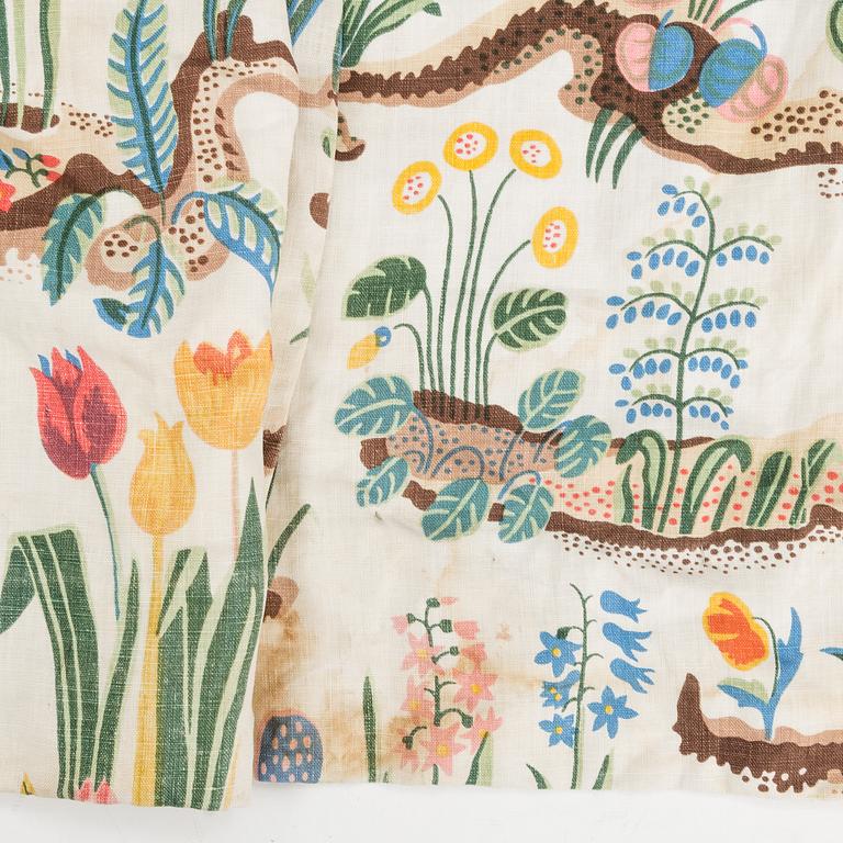 A pair of Josef Frank Svenskt Tenn curtains 'Primavera'.