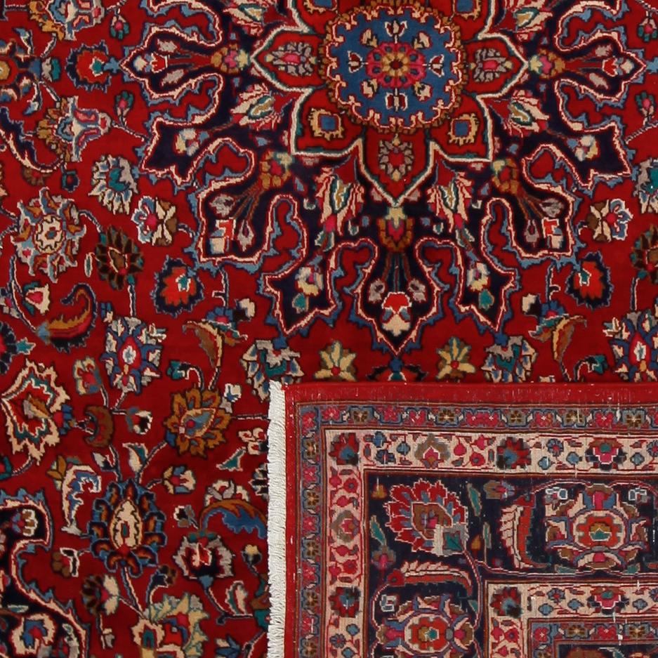 MATTA, Meshed, ca 370 x 238 cm.