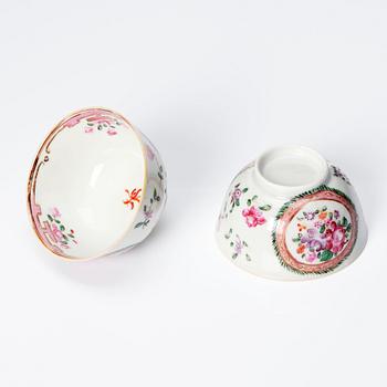 A famille rose tea service, Qing dynasty, Qianlong (1736-95). (18 pieces).