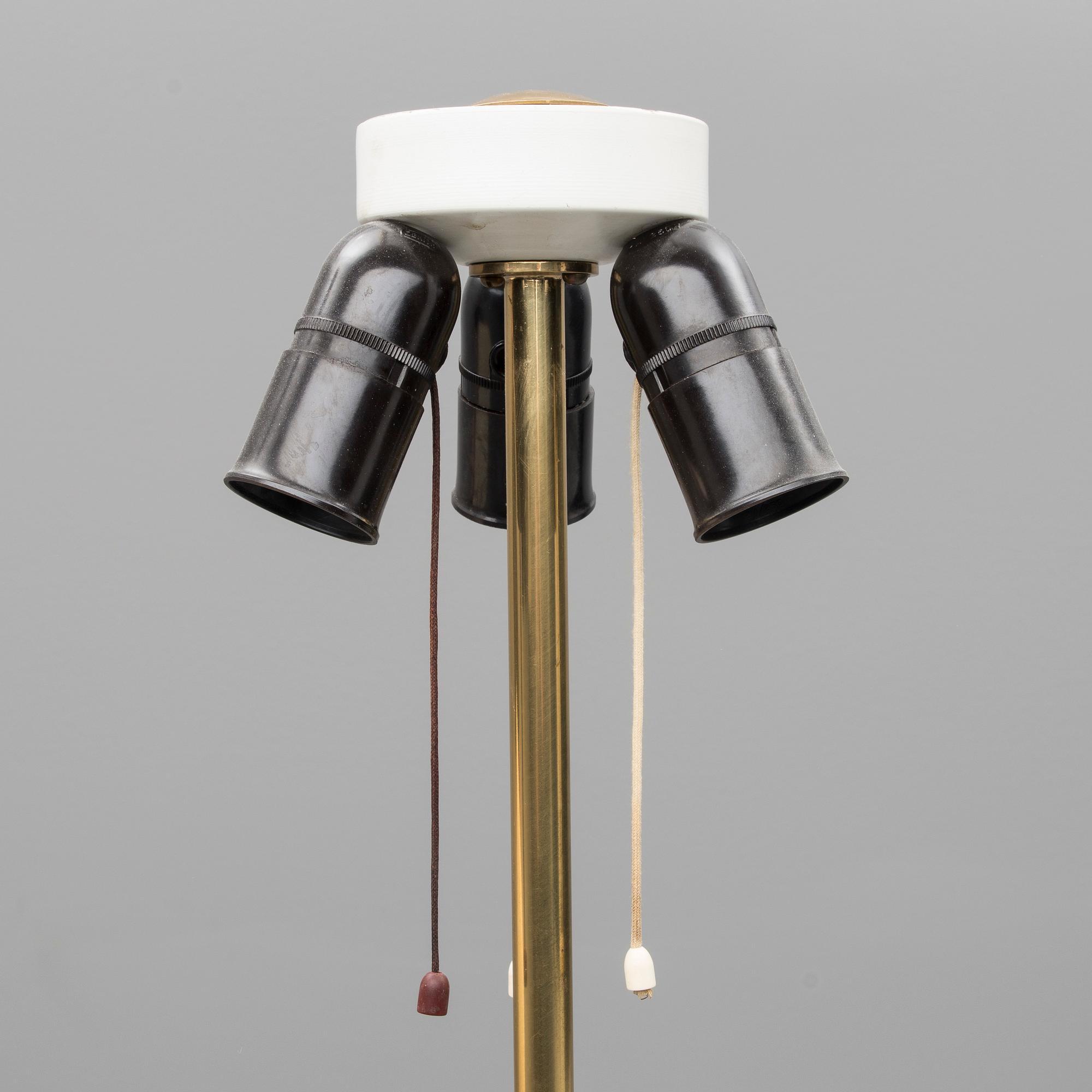 GOLVLAMPA, Orno, 1900-talets mitt.