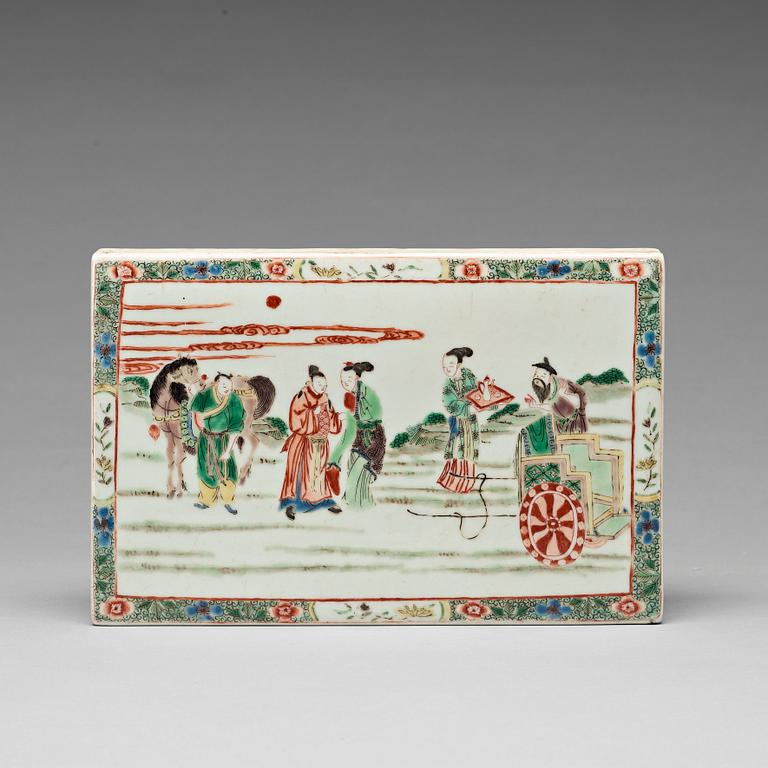 A famille verte porcelain panel/tile, Qing dynasty (1644-1912).