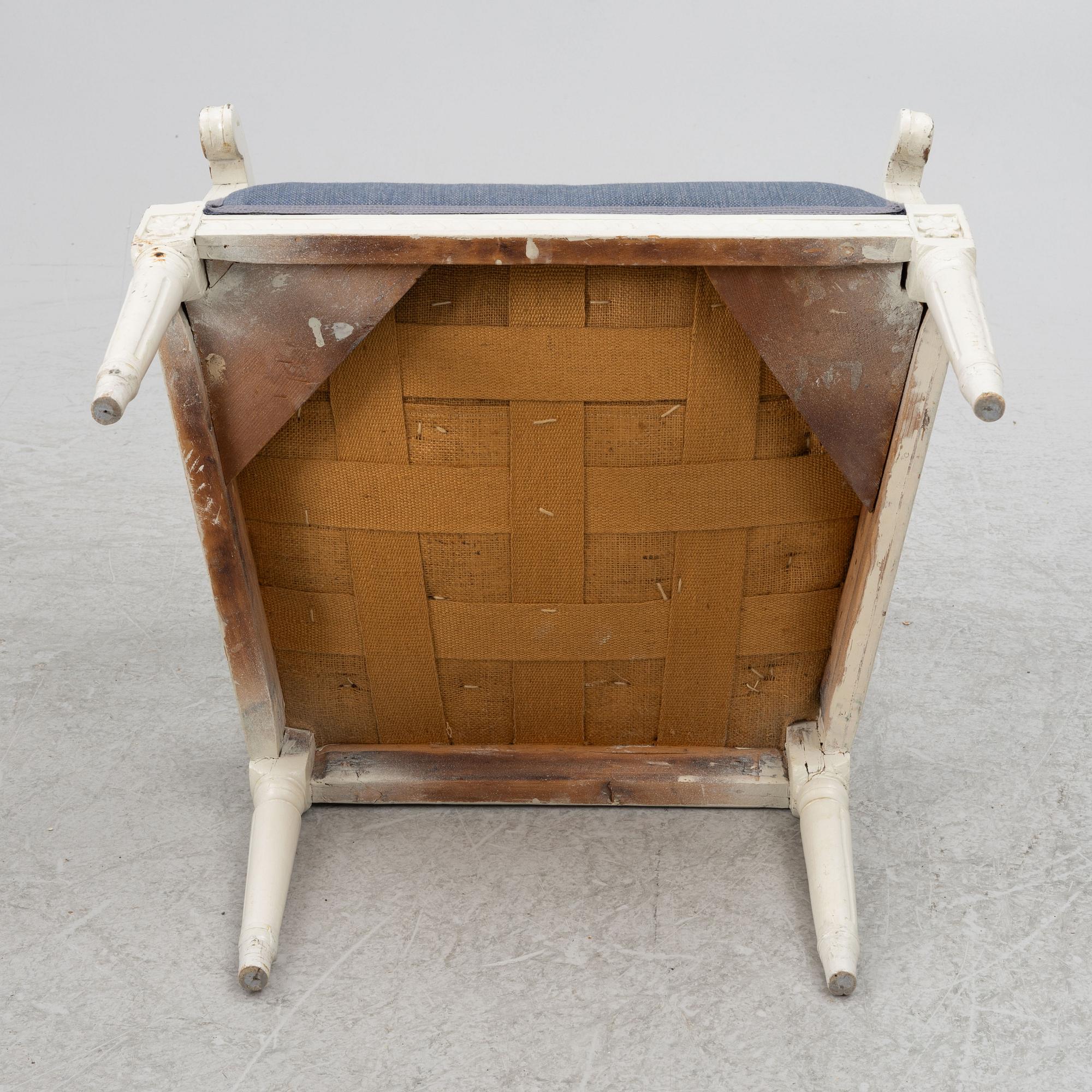 Armchairs, a pair, Gustavian style, circa 1900.