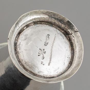 A swedish silver beaker, mark of Petter Söderbom, Örebro 1764.