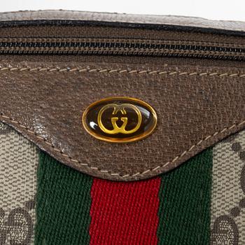 Gucci, Translation: "bag, vintage".