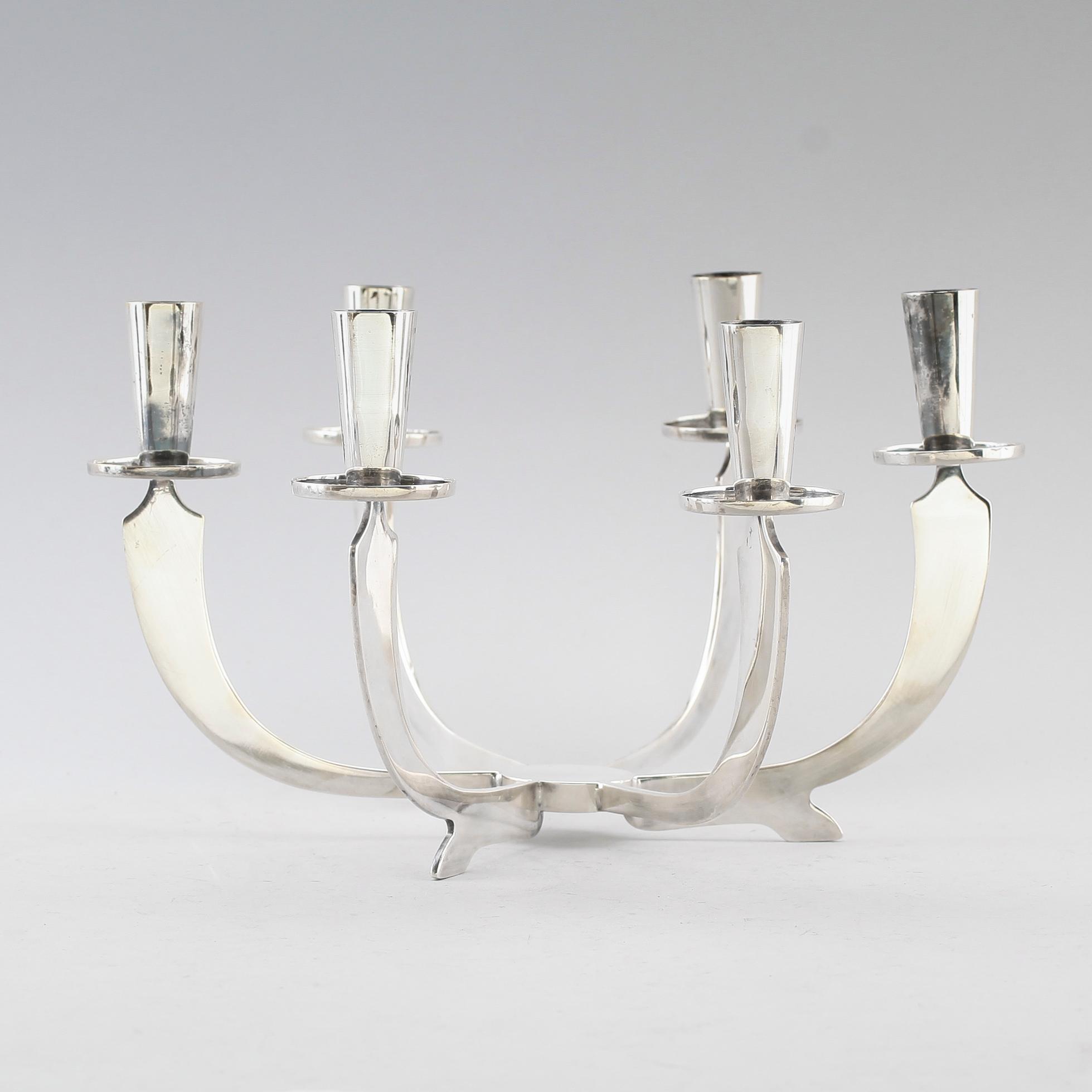 KANDELABER, nysilver, 1900-talets andra hälft.