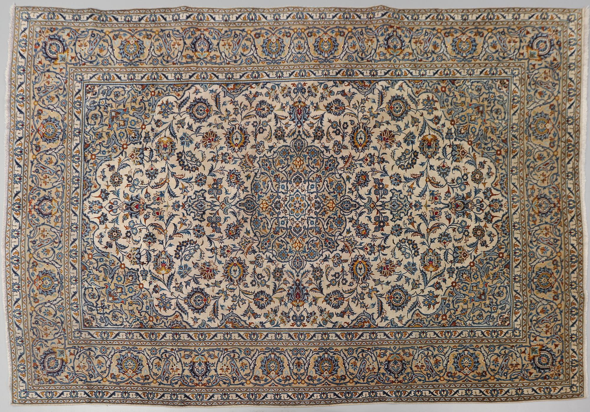 MATTA, Keshan, 1900-talets senare del, 340 x 230 cm.