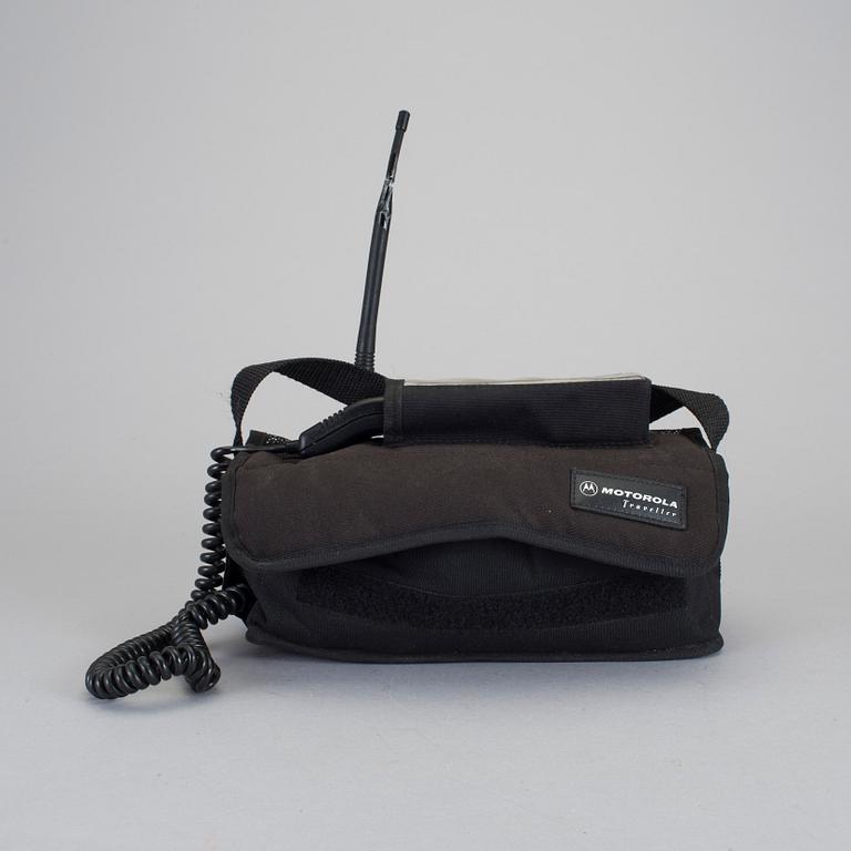 MOBILTELEFON, Motorola "Traveller", 1990-talets början.