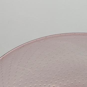 Gunnel Nyman, A glass bowl, model 'GN 11'. Signed G. Nyman Nuutajärvi Notsjö. Unclear date.