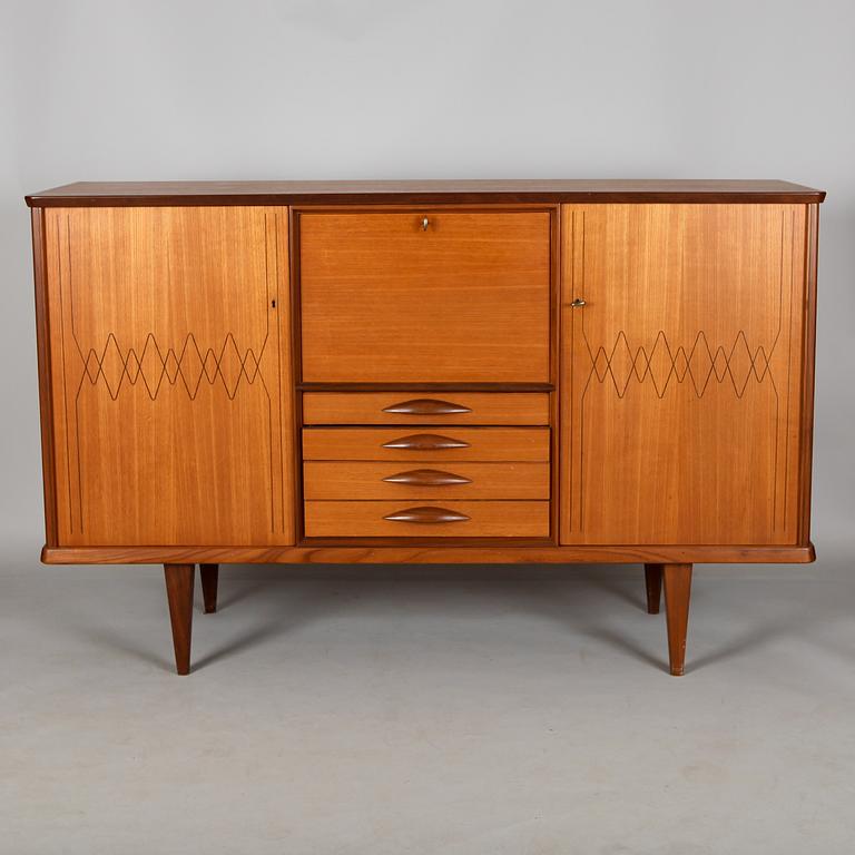SIDEBOARD, 1900-talets andra hälft.