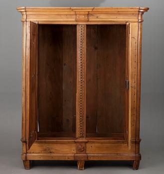SKÅP, barockstil, ingraverat dat. 1832.