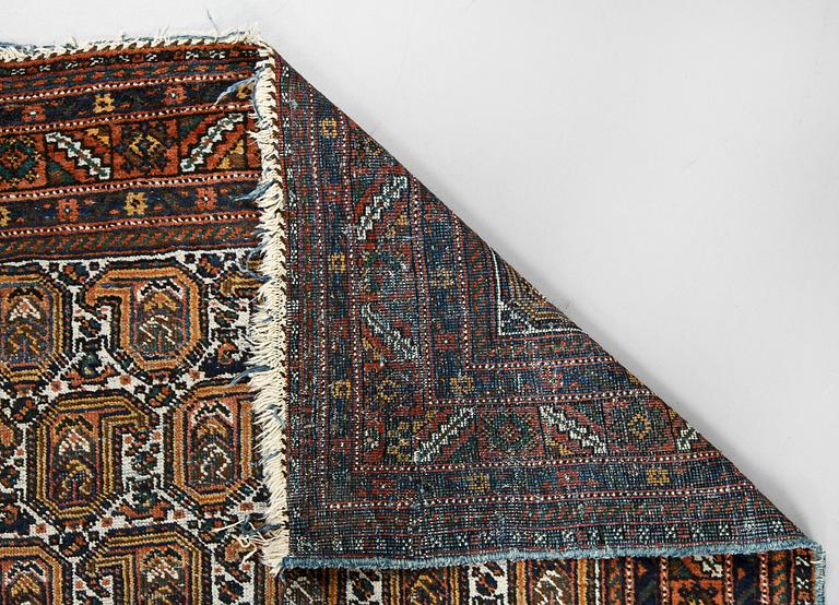 MATTA, orientalisk. Ca 150x190.