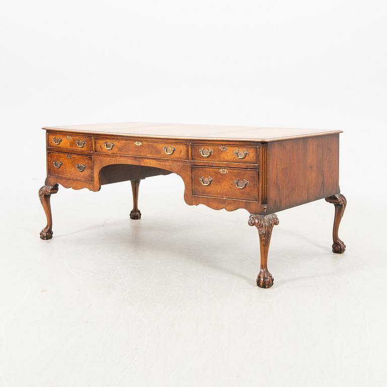 Writing desk Queen Anne style, mid-20th century/second half.