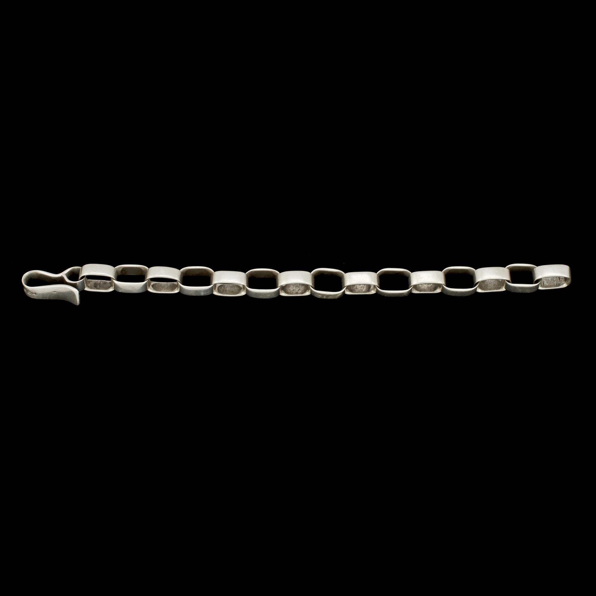 ARMLÄNK, sterlingsilver, Sven Erik Högberg, Göteborg, 1963. Vikt 34 g.