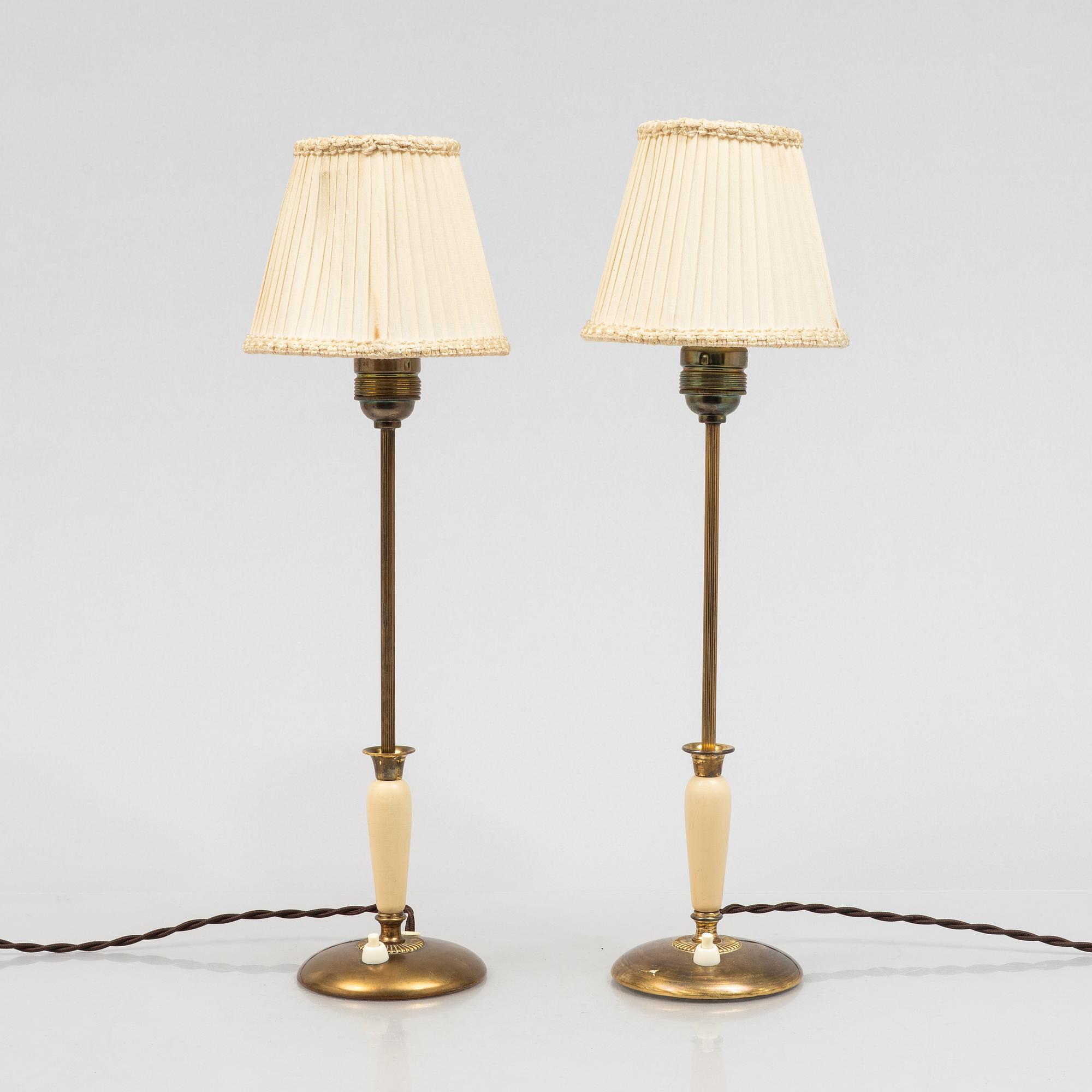 Bertil Brisborg, a pair of table lamps model "32149", Nordiska Kompaniet, 1940s-50s.