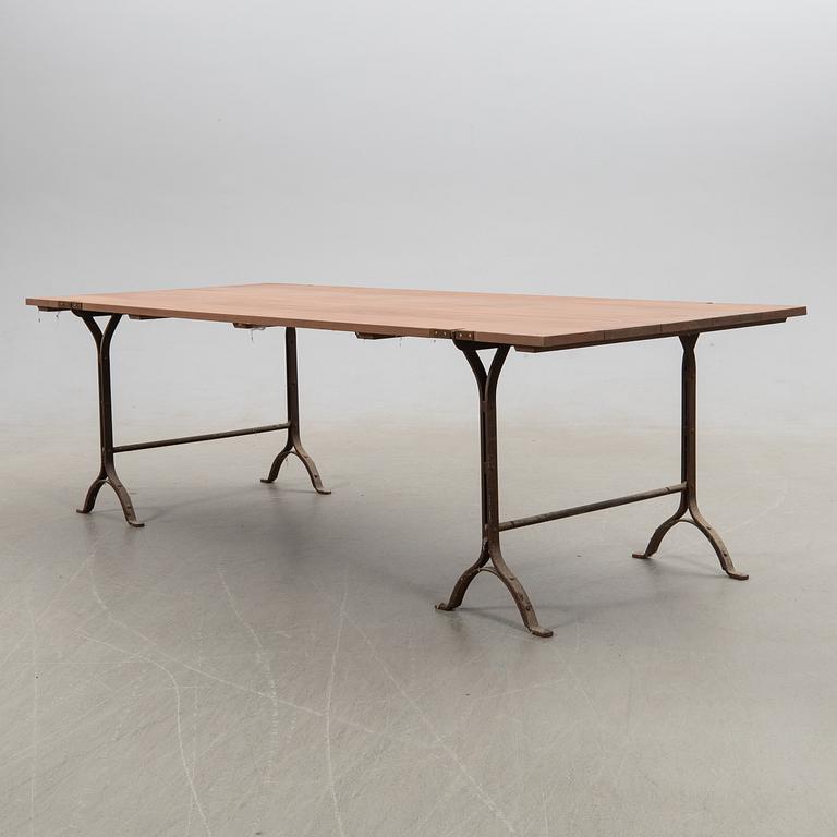 Trädgårdsbord, "Trestle" Hope, 2000-tal.