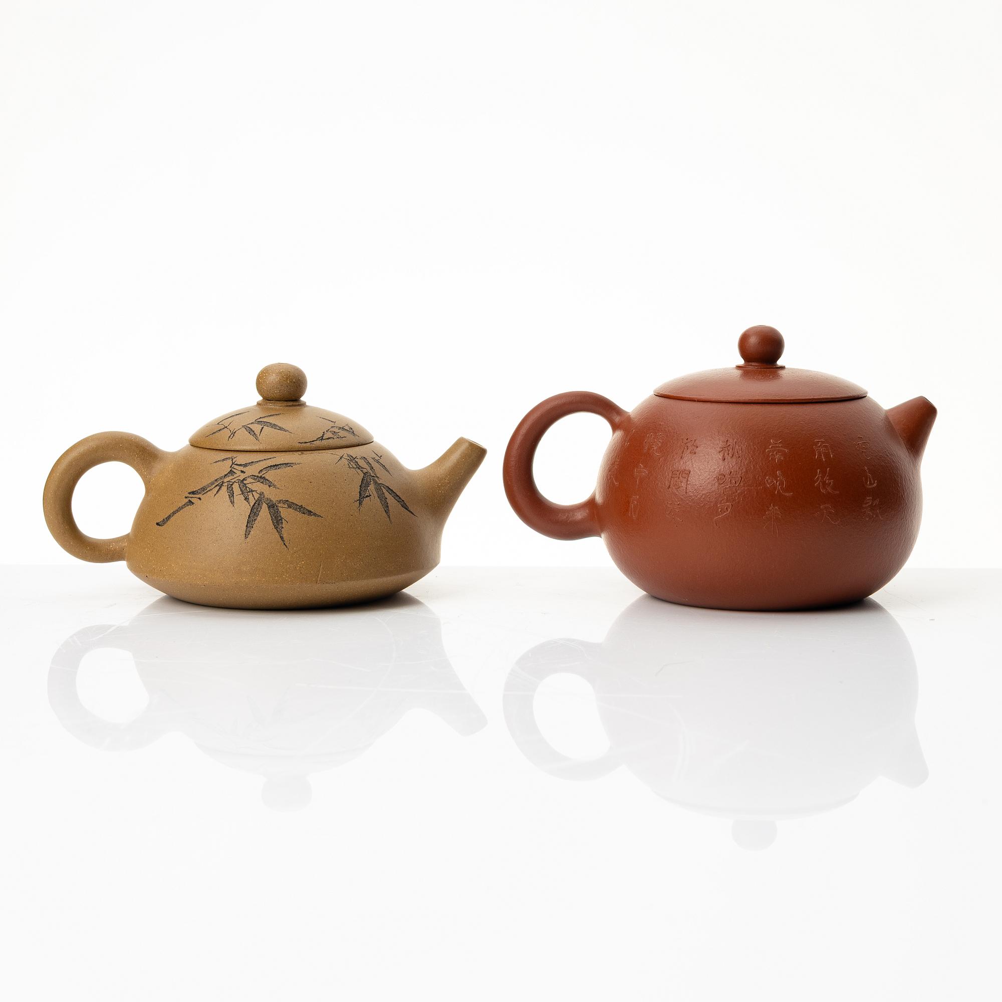 Two Chinese yixing teapots, 1990s and contemporary.