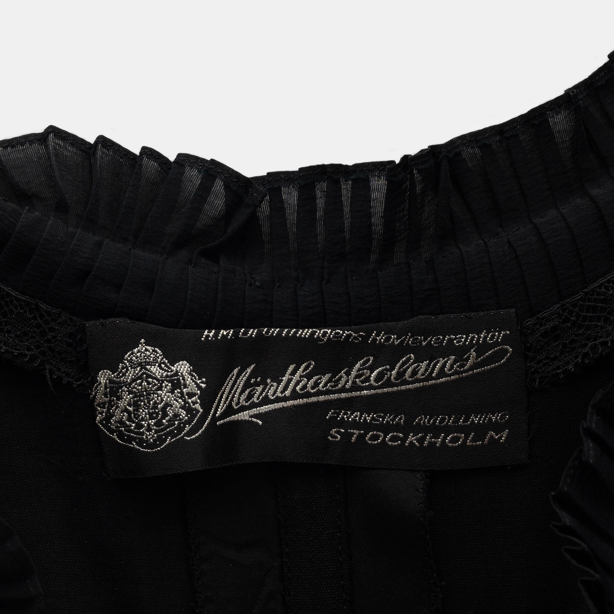 Märthaskolan, dress, size ca S.