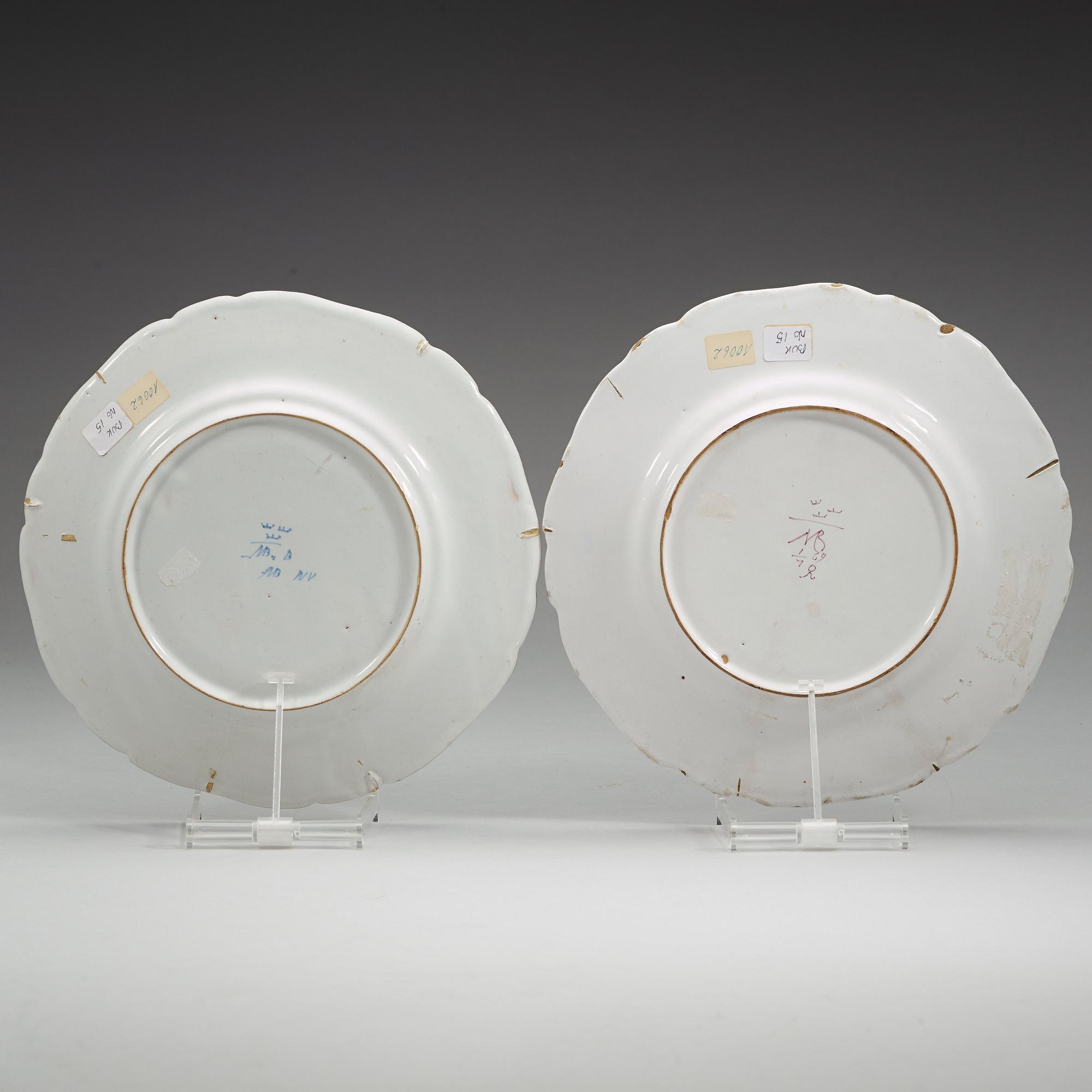 A pair of Swedish faience dinner plates, Marieberg, 18th Century.
