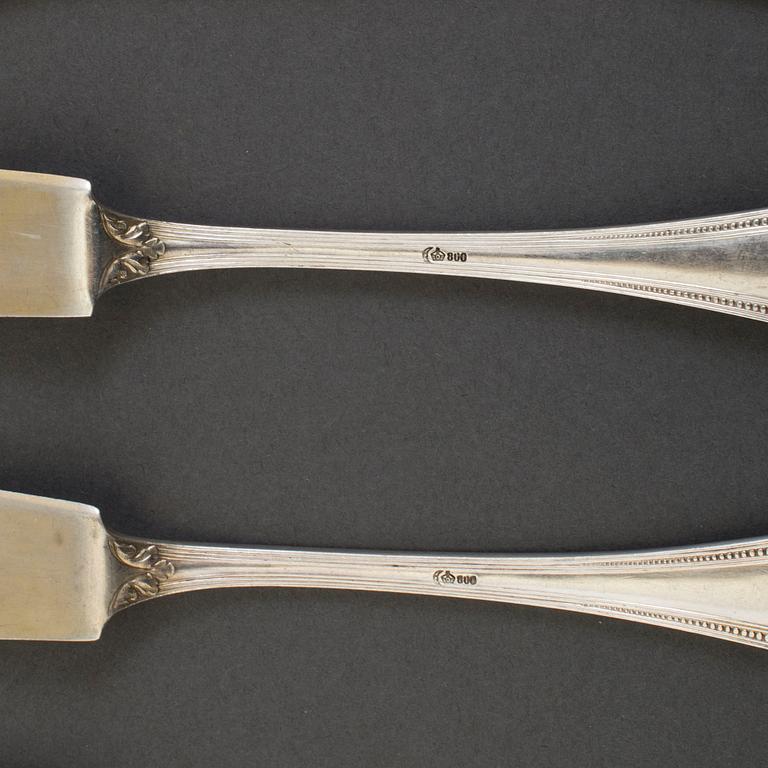 A German 20th century 169 pcs silver cutlery with casket.