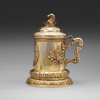 An English 19th century silver-gilt tankard, marks of William Eaton, London 1836.