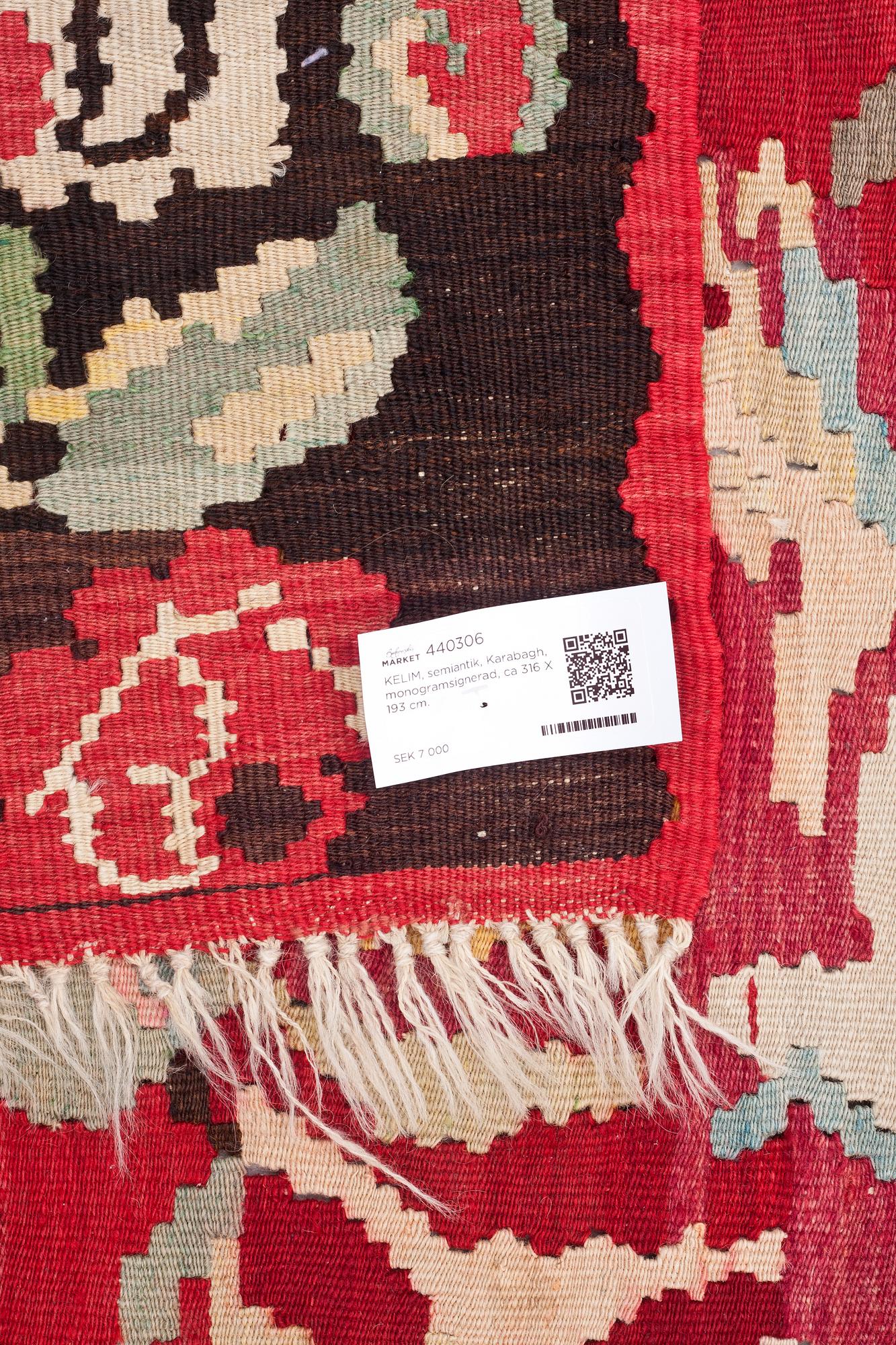 KELIM, semiantik, Karabagh, monogramsignerad, ca 316 X 193 cm.