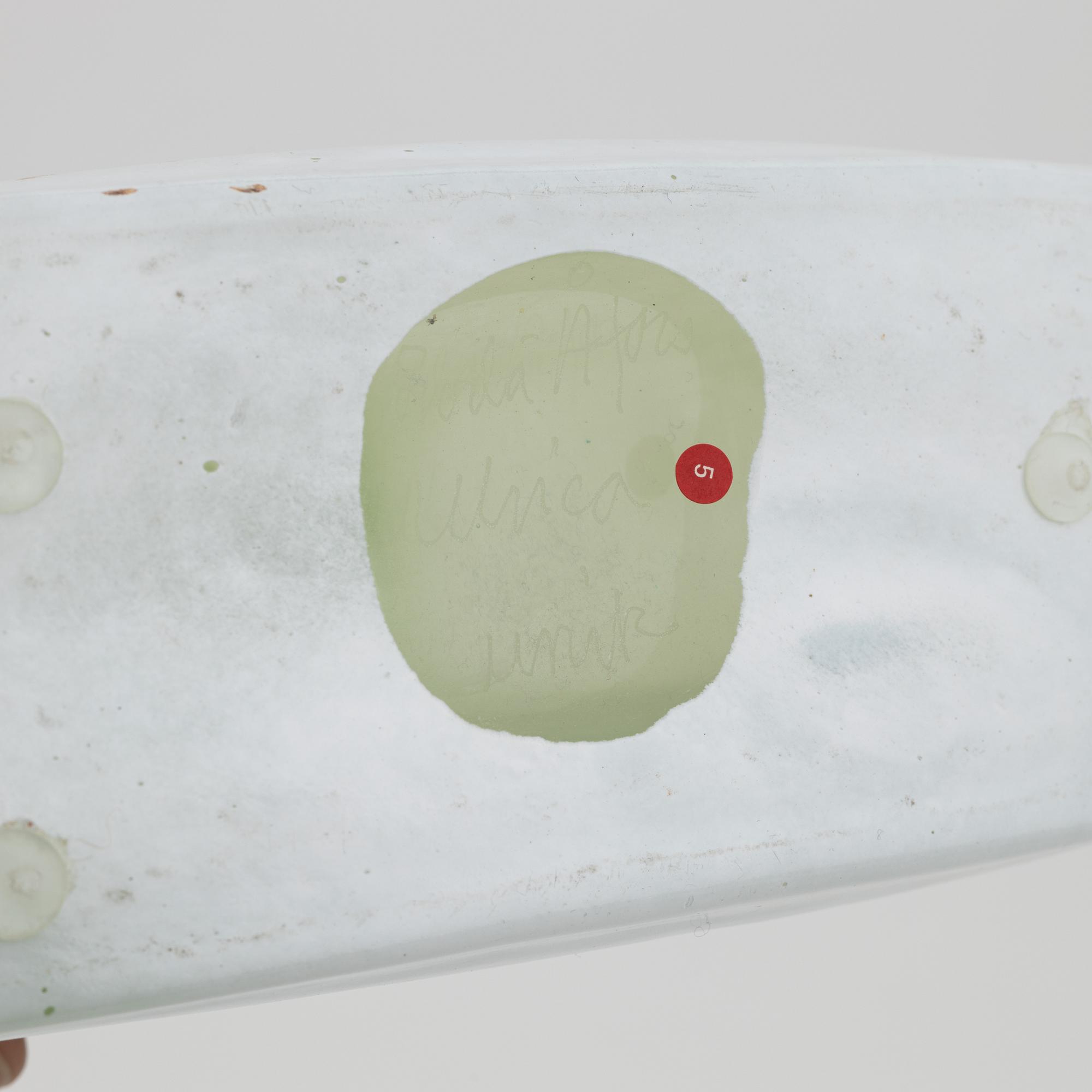 Ulrica Hydman Vallien, flaskor, 2st, glas, Boda Ateljé, unika, signerade.