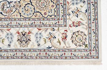 Matta, Nain, ca 305 x 245 cm.