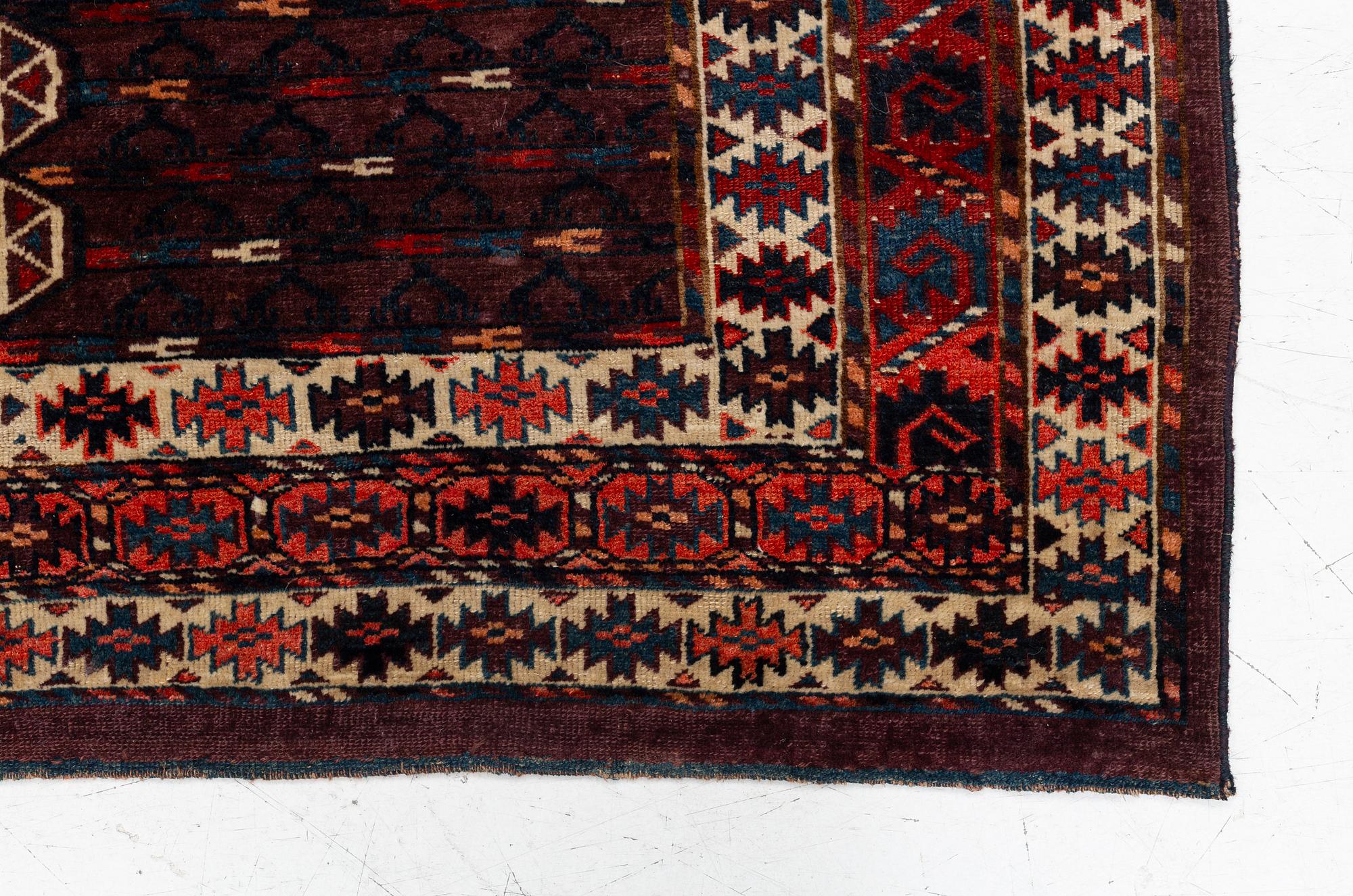 A Yomut Ensi, West Turkmenistan, late 19th century. ca 148 x 156 cm.