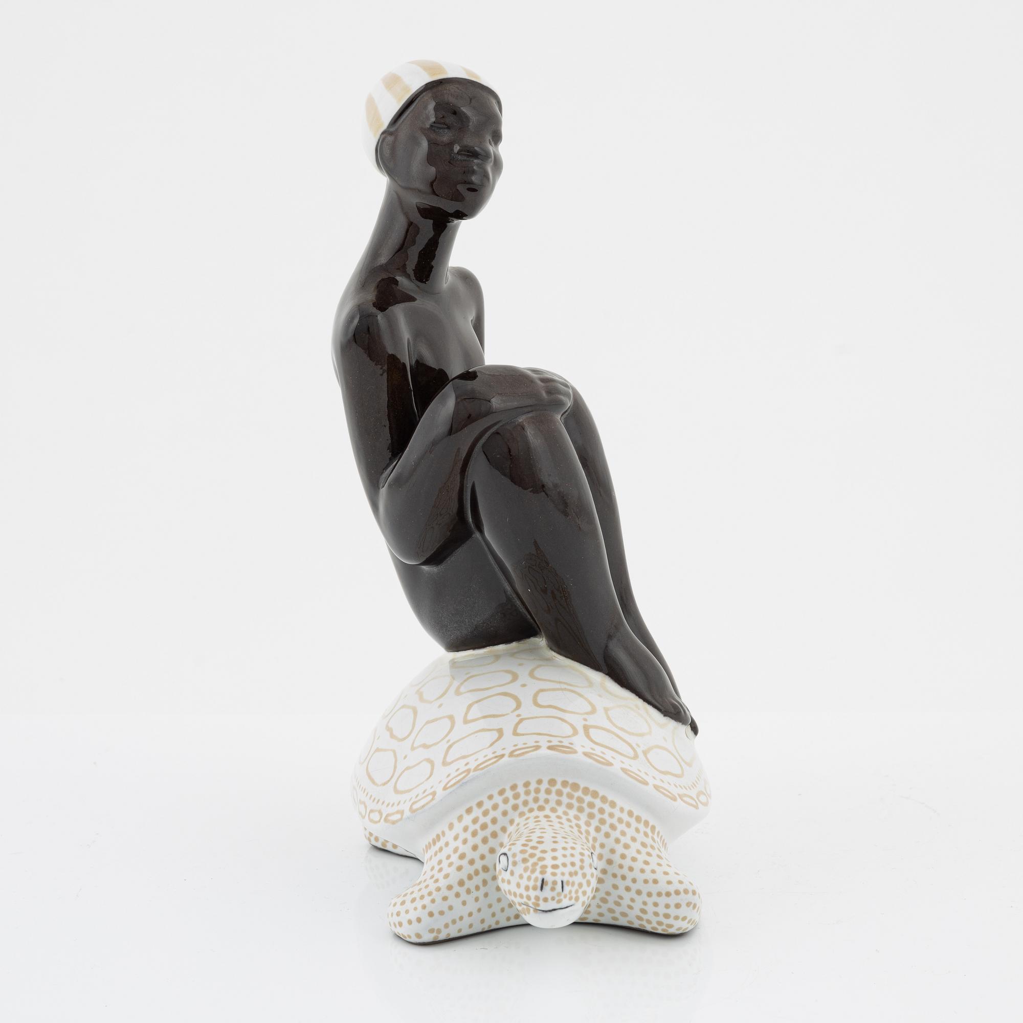 Mari Simmulson, figurin, lergods, Upsala Ekeby, 1950-tal.