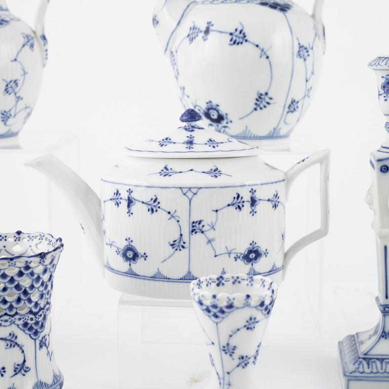 39 porcelain pieces of a 'Musselmalet' service, Royal Copenhagen, Denmark.