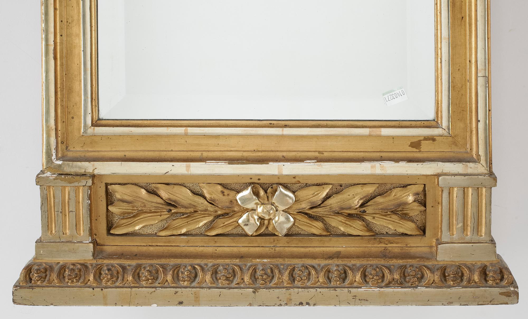 SPEGEL, sengustaviansk, omkring 1800-talets början.