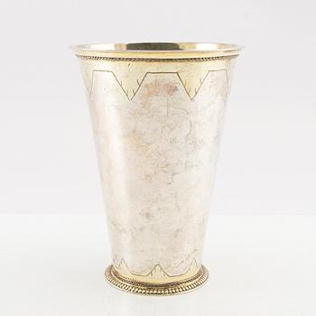 Casimir Friedrich Meidt, bägare, delvis förgyllt silver, Karlskrona 1712. Karolinsk.