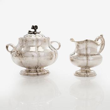 Henrik Hacklin och Johan Warjus, kaffe- och teservis, 4 delar, silver, S:t Petersburg 1868-69 och 1857.