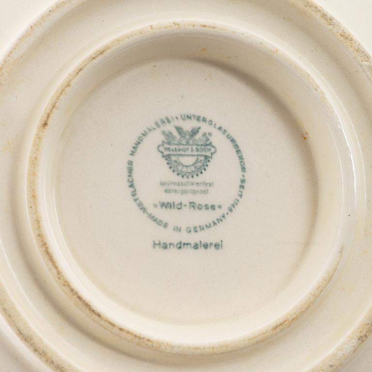 A Villeroy & Boch 'Wild Rose' service, (27 pieces).