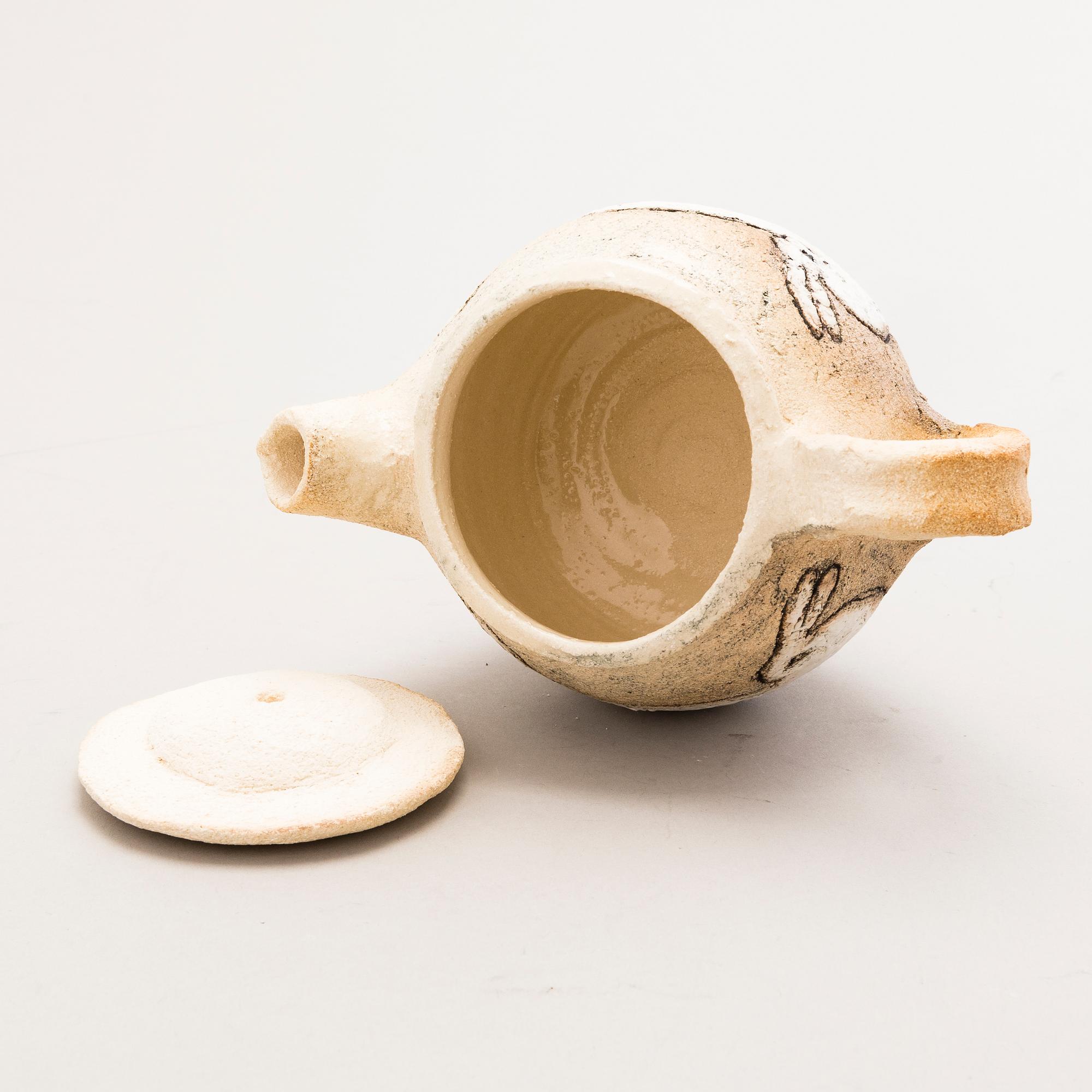 HELJÄ LIUKKO-SUNDSTRÖM, uniikki veistos, signeerattu Heljä Liukko-Sundström 2017.