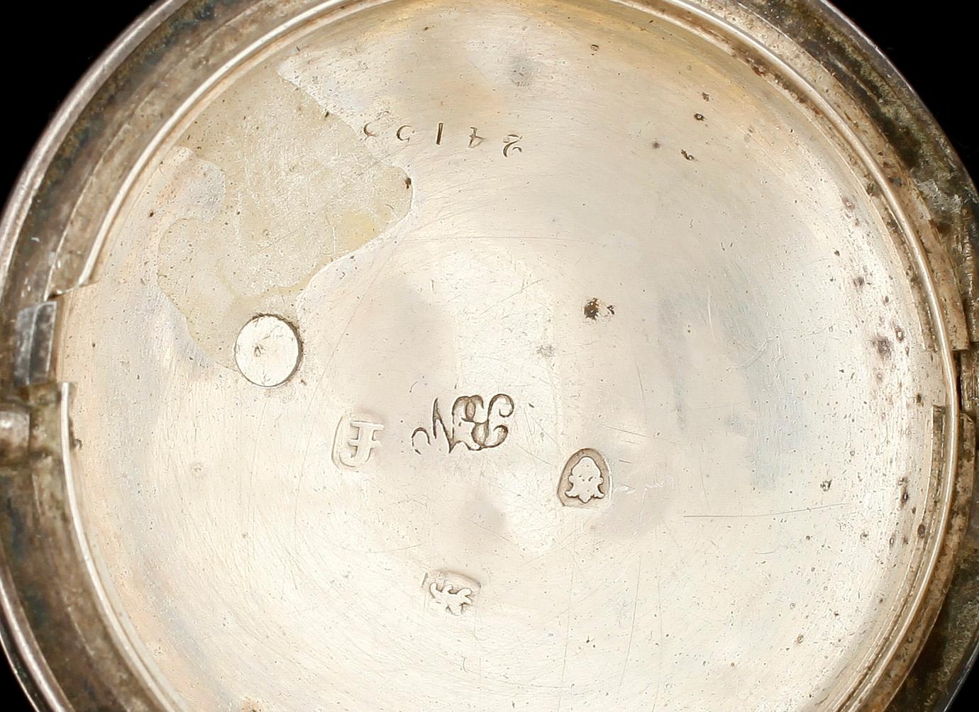 FICKUR, silver, BN, London, 1781. Vikt ca 126g.