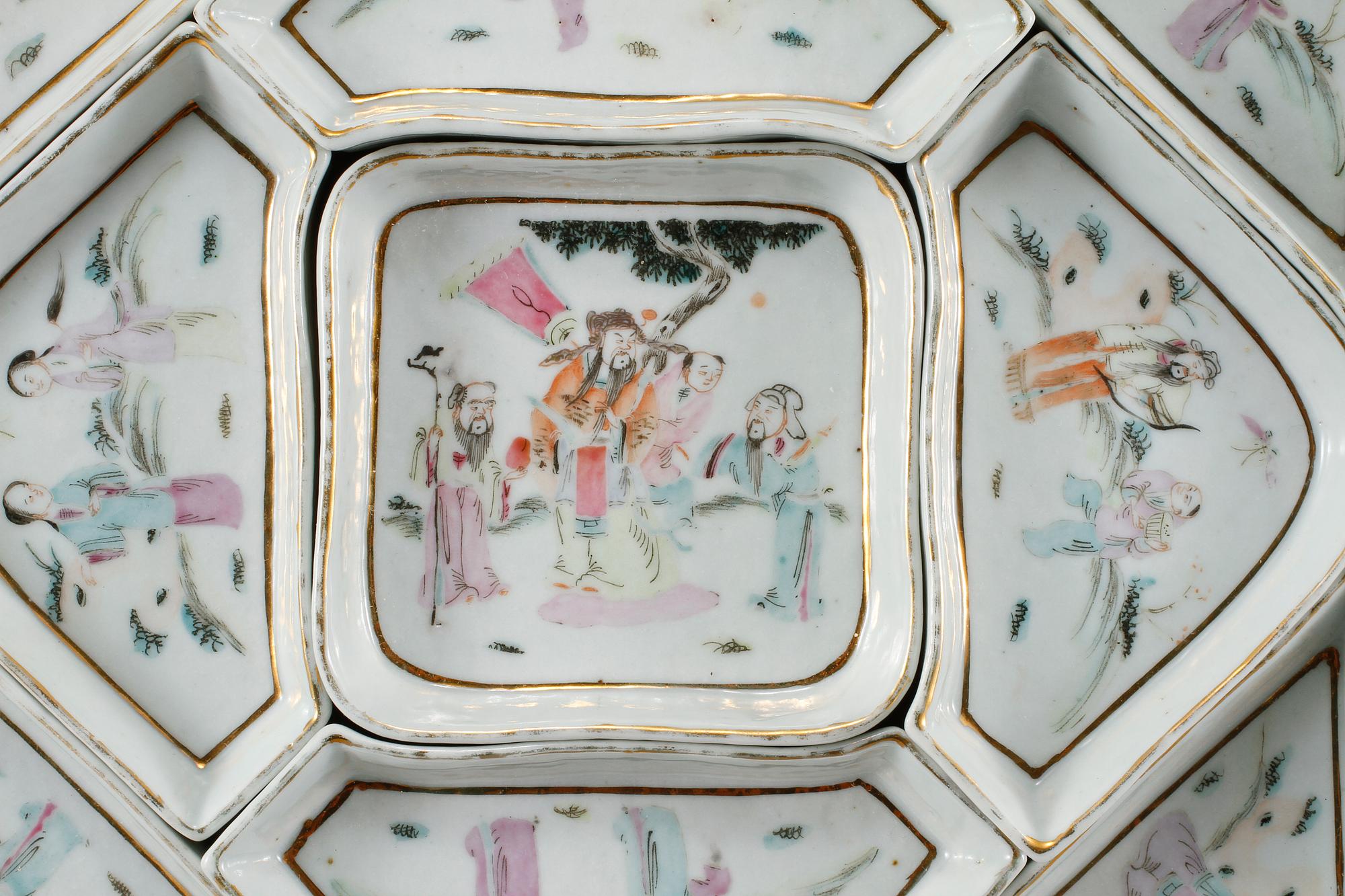 CABARET, 9 delar, porslin, Kina, 1800-tal.