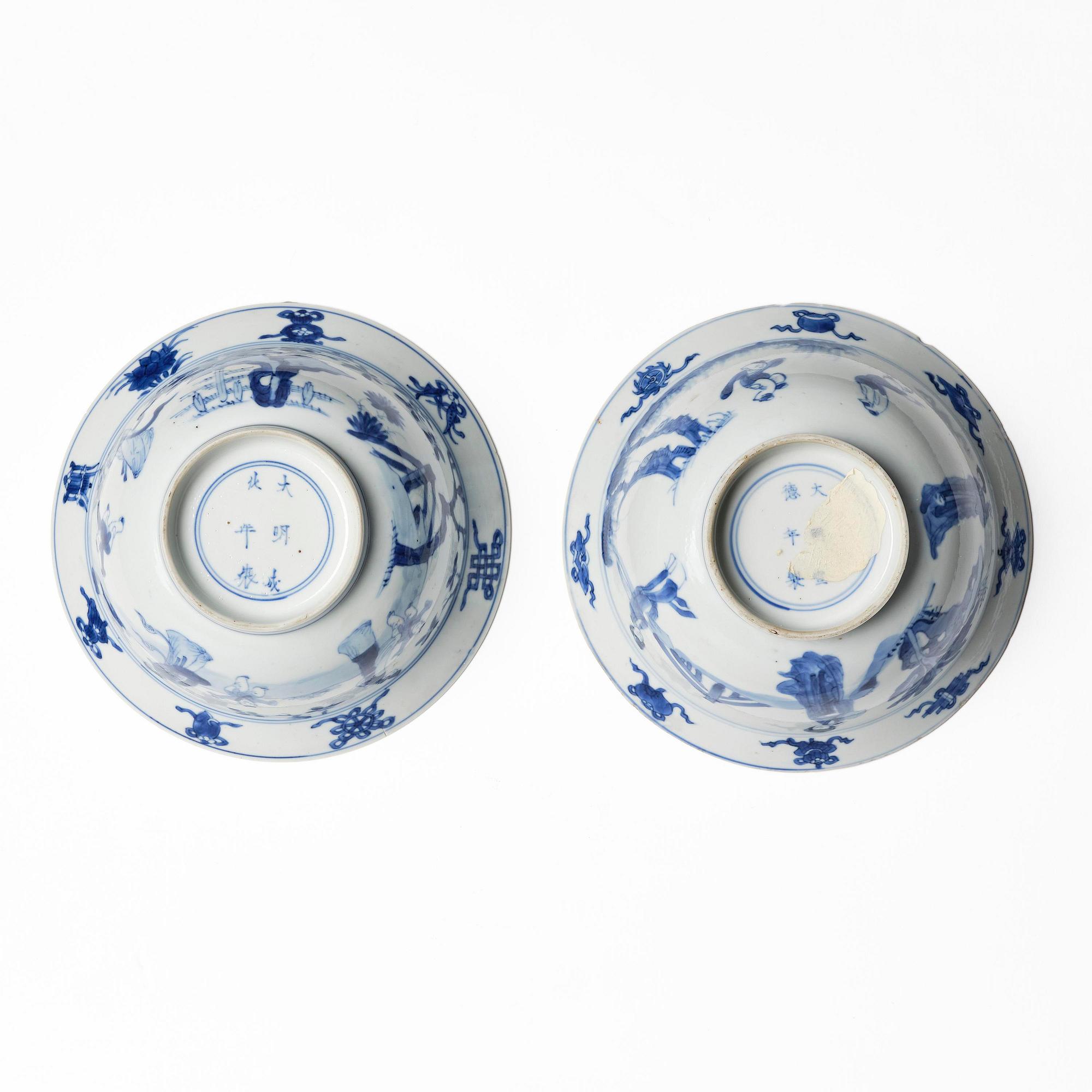 Skålar, ett par, porslin. Qingdynastin, Kangxi (1662-1722).
