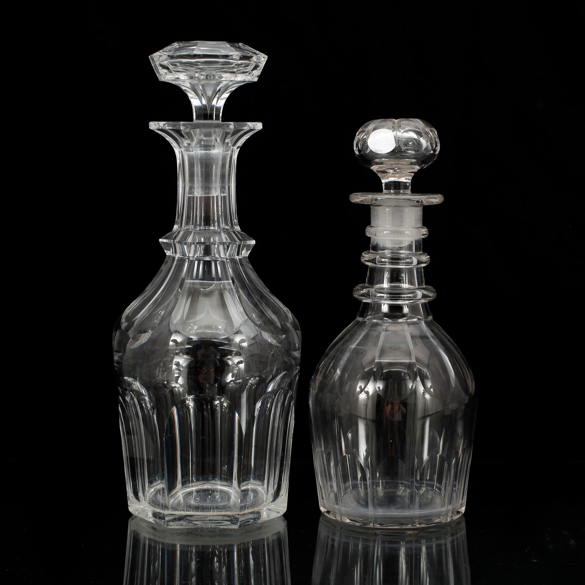 GLASSERVIS, 69 delar, glas, troligtvis Kosta 1900-talets första hälft.