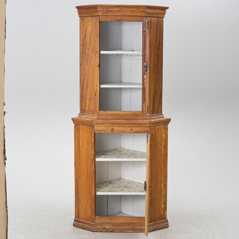 Corner cabinet, 19th century.