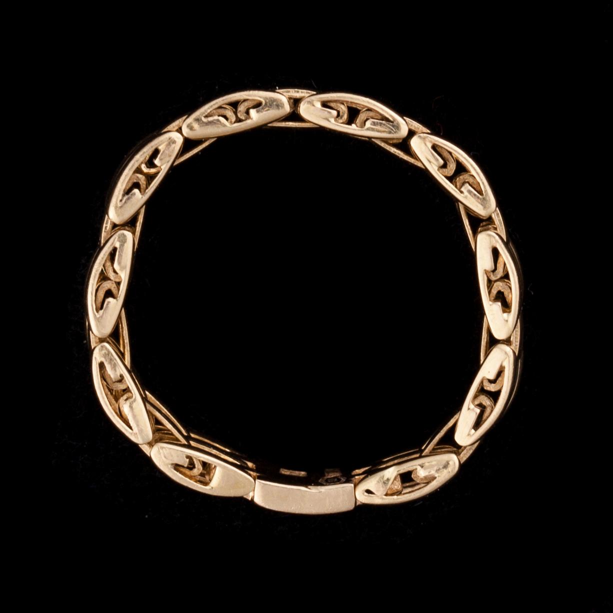 RING, 18K guld. Italien. Vikt ca 4,2 g.