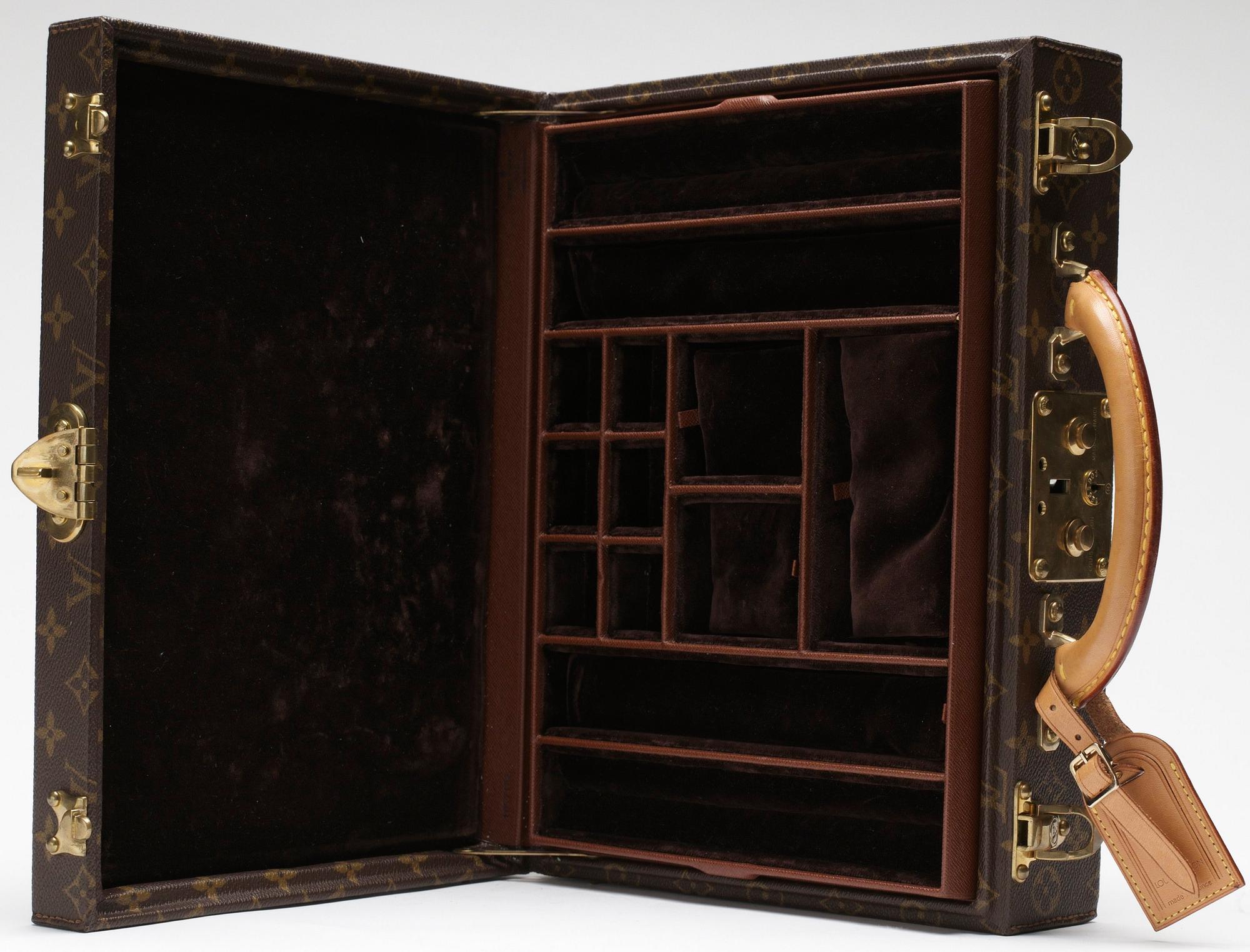 SMYCKESSKRIN, Louis Vuitton.