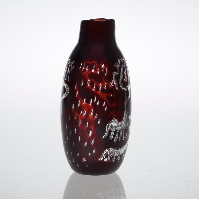 An Edvin Öhrström 'Ariel' glass vase, Orrefors 1971.