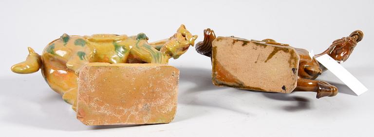 FIGURINER, 2 st, porslin, 1900-tal, Kina.