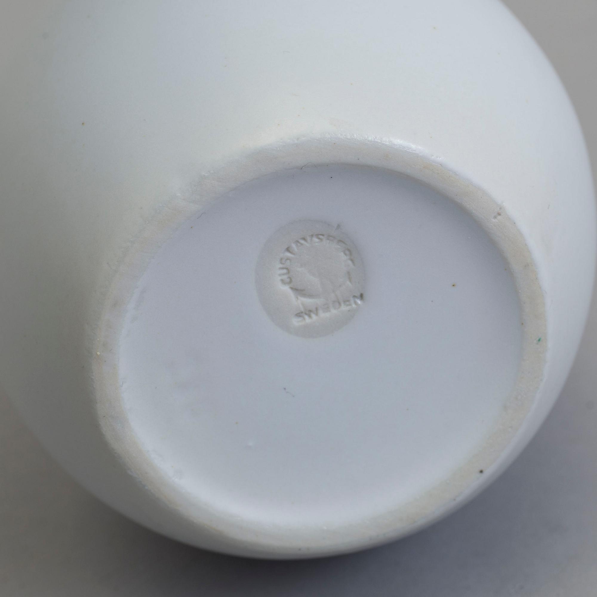 A stoneware vase and bowl of the "Pungo" series, Stig Lindberg, Gustavsberg 1953-63.