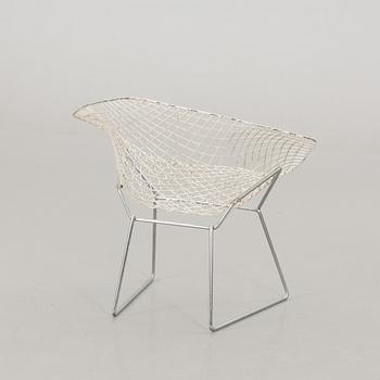 HARRY BERTOIA, "Diamond chair".
